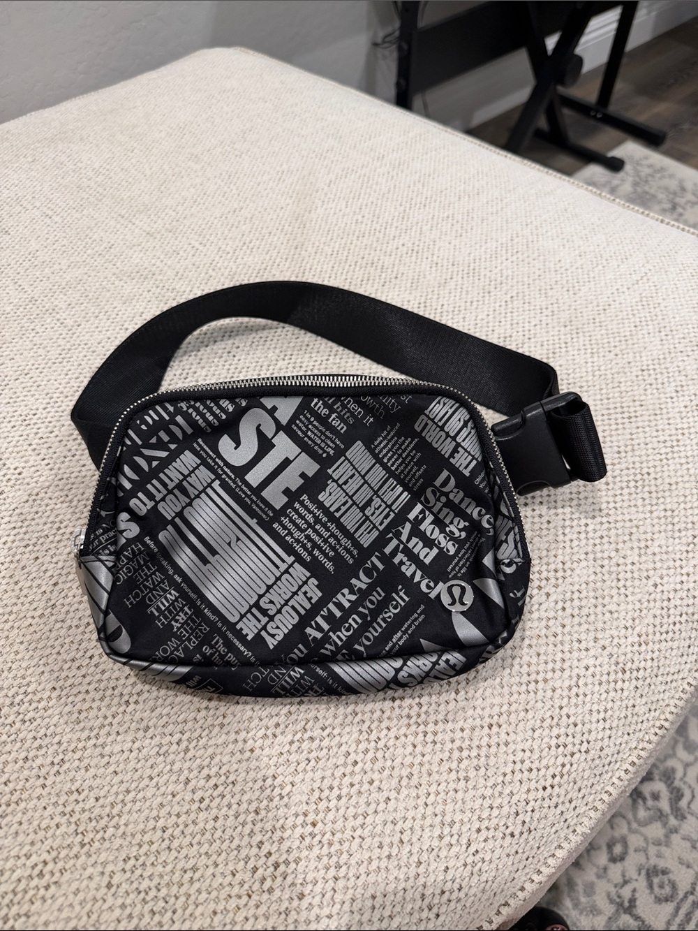 lululemon athletica Black & Gray Graphic Belt Bag